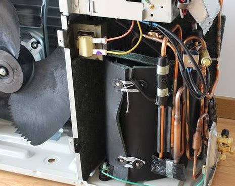 空调拆机如何扫除管道和内机中的空气-镇江冰雨电器维修服务有限公司公司