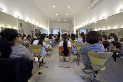 上海美容培训-上海宝丽美容培训学校-上海美容培训机构-上海美容培训学校
