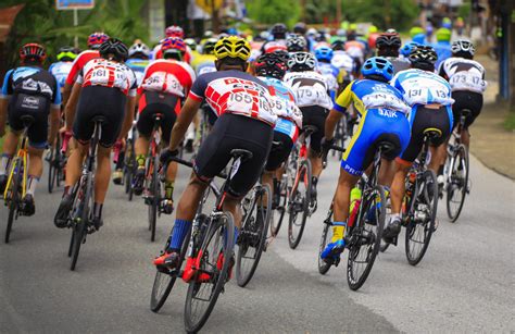 自行车比赛背景图片-自行车比赛背景素材下载-觅知网