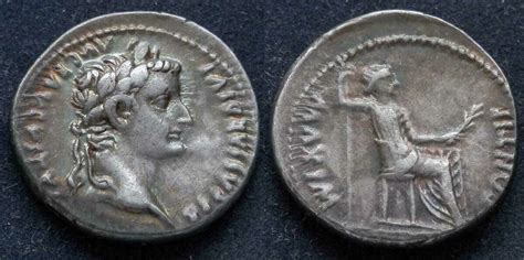 15081_ Римская империя, Тиберий, 14-37 годы, денарий.
