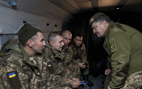 乌克兰军队为何这么腐败呢?军官待遇不如俄军士兵,生命还没保障|腐败|乌克兰|军队_新浪新闻