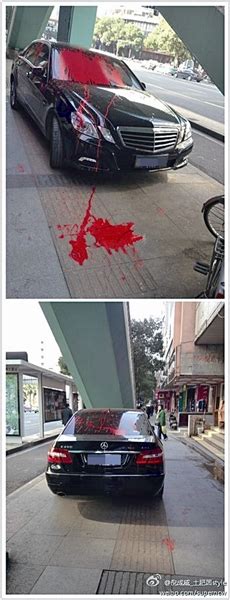 温州车主将奔驰车停在人行道上 惨遭泼油漆-安吉新闻网