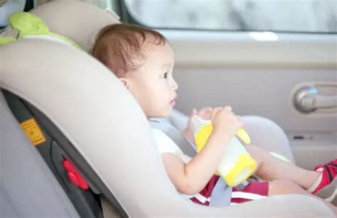 为什么不能把宝宝单独放车里 不把孩子忘在车内的方法 _八宝网
