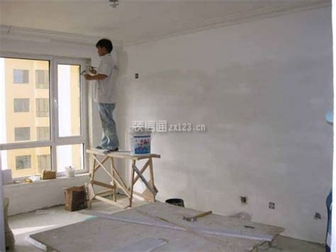 墙面刮大白施工工艺 刮大白多少钱一平方