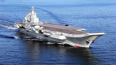 国防部：辽宁舰和山东舰已分别完成例行训练和海上试验_凤凰网