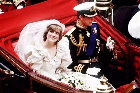 戴安娜王妃那场世纪婚礼的10张珍贵照片|婚礼|世纪|戴安娜_新浪新闻