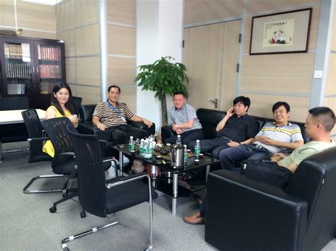 仙桃市招商局领导与商会会长等成员在广州小聚-仙桃南粤商会-广东省仙桃商会