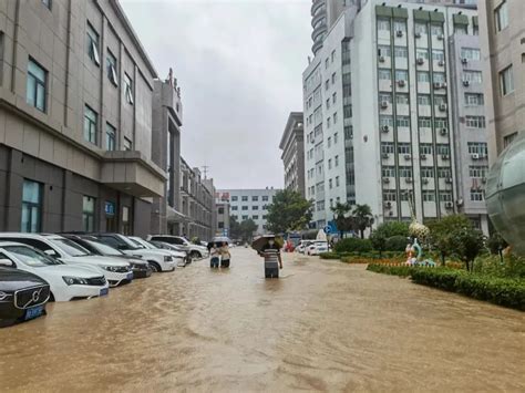 河南降雨量实况:部分地区大暴雨，郑州中部局地特大暴雨