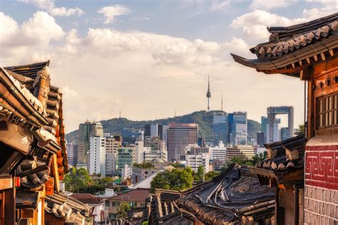10 Most Popular Streets in Seoul - Take a Walk Down Seoul