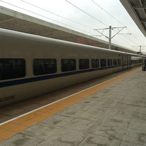 南广铁路广西段昨满图试运行，梧州至南宁两个小时到达 列车运行时刻表或于近日公布
