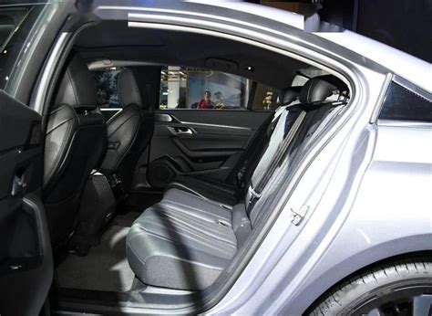 行驶质感大于一切 标致508L性能测试:科幻感十足的设计理念-爱卡汽车