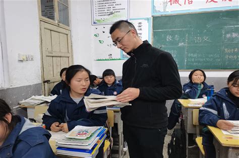 霍邱二中：开展常规教学工作检查 促进教学质量提升_霍邱县人民政府