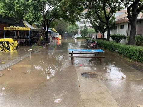 暴雨来袭，水务公司全力以赴做好雨中安全度汛工作-陕西沣渭水务有限公司