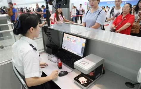 没带身份证也能坐飞机！郑州机场今起启用电子临时乘机证明系统-大河新闻
