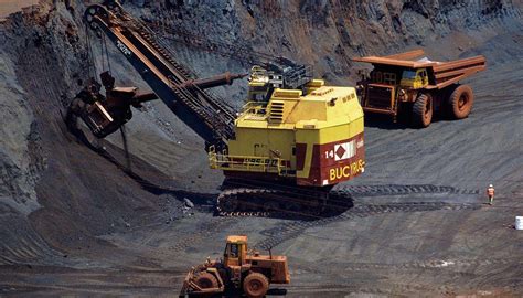 铁矿石选矿设备,整套铁矿石选矿设备--河南红星矿山机器有限公司