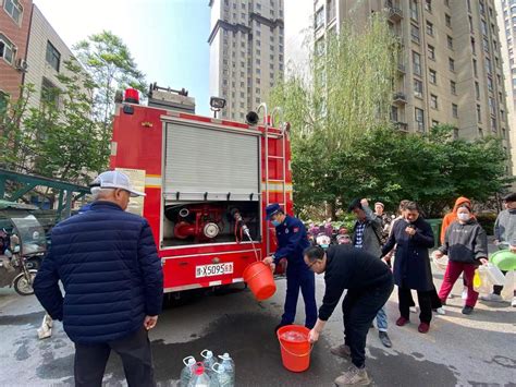 郑州消防组织开展储能电站实地调研和熟悉演练工作_救援