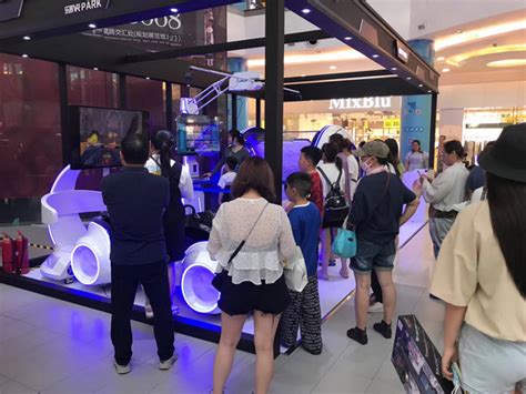 中国首家试点的 IMAX VR 体验中心落户上海，你会去吗？-格物者-工业设计源创意资讯平台_官网