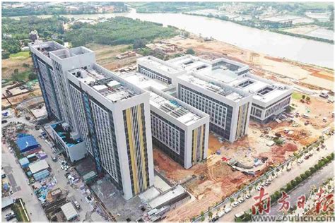 26 2019年03月 防城港市第一人民医院迁建项目设计方案.pdf_建筑规范 _土木在线