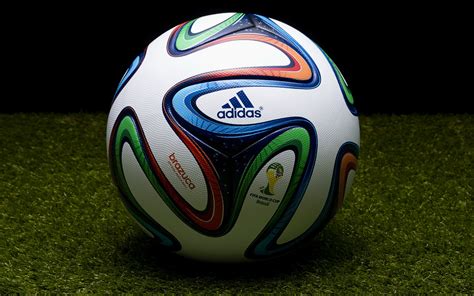 Brazuca 2014年巴西世界杯比赛用球_我爱桌面网提供
