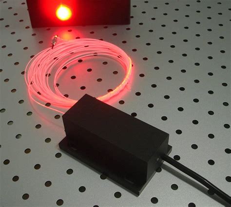 厂家生产1470nm激光器功率1W红外半导体激光器红外接收头-阿里巴巴
