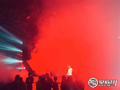 皇族DJ阿颜上海Sparty Space现场打碟喊麦照片 - 皇族DJ学院