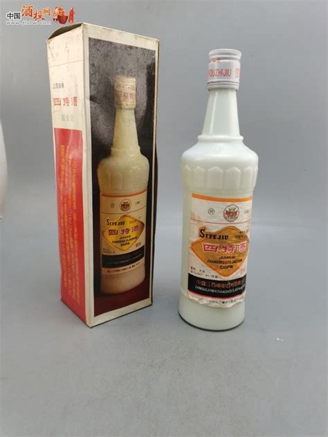 中国名酒//80年代55度 莲花（宝丰酒） 价格表 中酒投 陈酒老酒出售平台