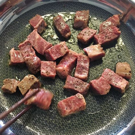 日式香煎牛肉的做法_【图解】日式香煎牛肉怎么做如何做好吃_日式香煎牛肉家常做法大全_东少Dong_豆果美食