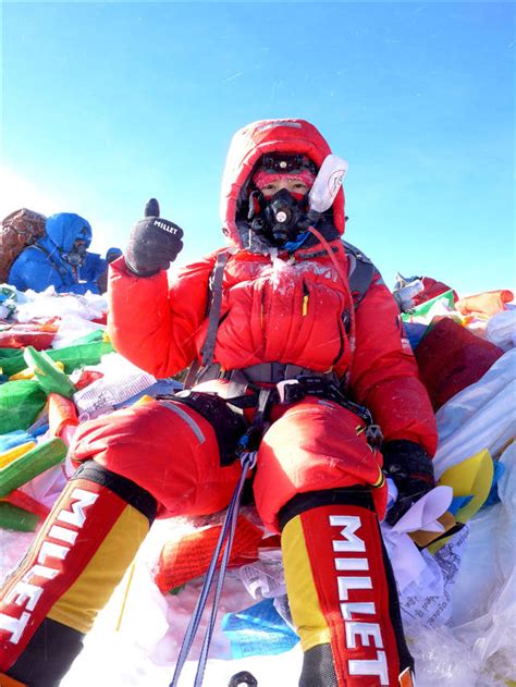 珠峰雪崩40余中国登山者被困 呼救称全部受伤_体育_腾讯网