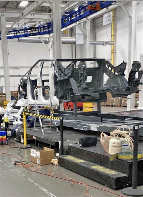 特斯拉德州工厂产能首次披露：每周可生产“数千辆”Model Y | 乐惠车