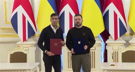 乌克兰总统泽连斯基会见英国首相苏纳克 双方签署安全协议|泽连斯基|乌克兰总统|乌克兰_新浪新闻