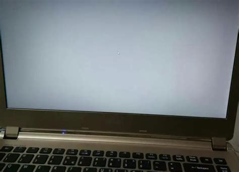 笔记本屏幕亮度自动变化变暗的解决方法 | 卤小能博客