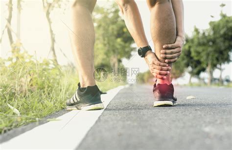 伤害跑腿痛人运动健康踝扭伤高清图片下载-正版图片307805657-摄图网