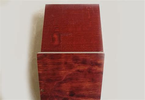 8层1.2厚红模板厂直供_广西建筑红模板-10年品牌覆膜板厂家,「直销批发」价格-贵港市成林木业官网
