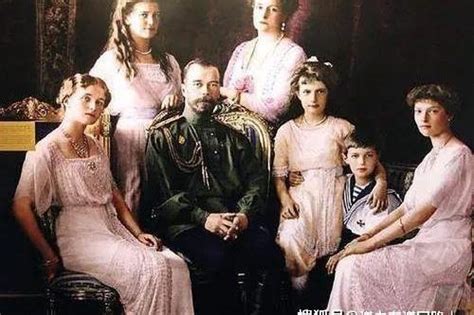 历史上的今天｜俄罗斯帝国末代皇帝尼古拉二世退位_沙皇