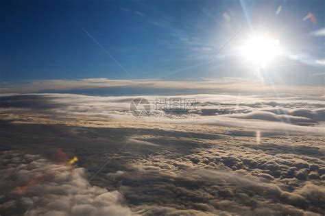 太阳云手机壁纸图片