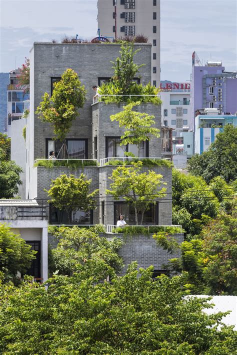 越南绿色和平“村”，城市里的梯田公寓|越南|岘港|围合_新浪新闻