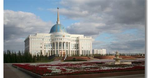 哈萨克斯坦有何值得一去的地方？ - 知乎