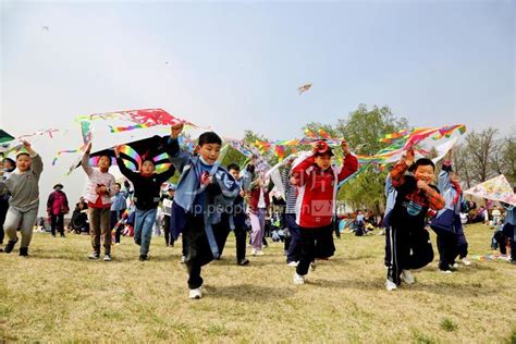 快乐的春游活动 - 内容 - 东安三村小学网站