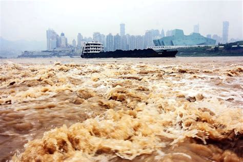 回首1998长江特大洪水：八张老照片告诉你当年何其凶险_【快资讯】