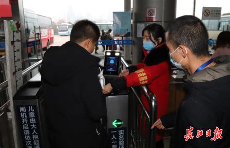 武汉最“偏僻”的火车站，就连武汉人都找不到，外地人：求指路|枢纽|火车站|武汉_新浪新闻