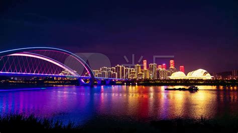 实拍南宁邕江大桥夜景，美轮美奂