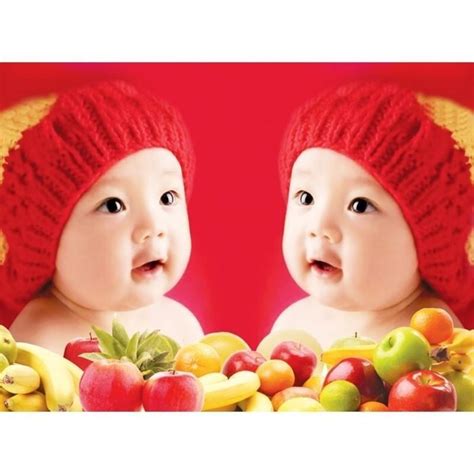 红色 小男孩图片宝宝画像海报墙贴婴儿娃娃双胞胎大画备孕胎教娃娃贴画报价_参数_图片_视频_怎么样_问答-苏宁易购