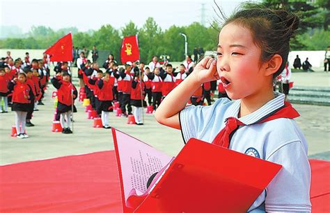 红领巾学生庆祝国庆素材图片免费下载-千库网