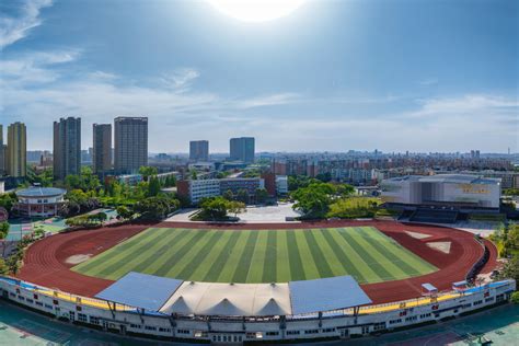 新春走基层|抢抓工期 成都大运会开幕式场馆改造持续进行中_四川在线