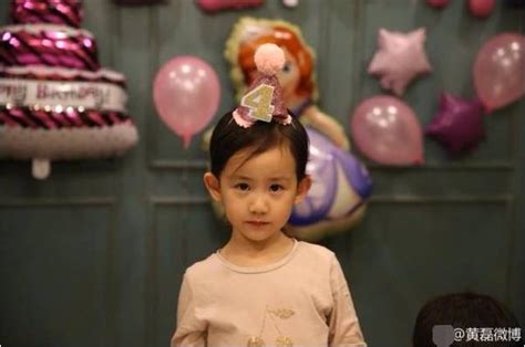 黄磊为女儿庆4岁生日！示爱妻子“你最辛苦”-新闻资讯-高贝娱乐