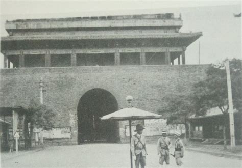 战地记者镜头下的卢沟桥事变，图2在建工事，图6是天津市政府