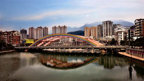 贵州都匀：一座古典美和现代美融合的城市，被誉为高原桥都|都匀|高原|现代美_新浪新闻