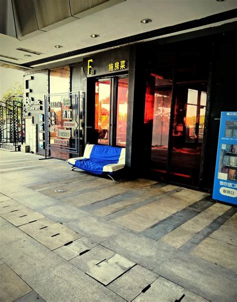 武汉这条百年老街，随便一家美食店都能超过20年|花楼街|江姐|馄饨_新浪新闻