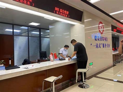 广东省网上中介服务超市应用效果评估座谈会在市政数局召开
