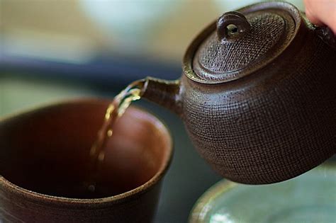 五集系列纪录片《普洱茶——时光在吟唱》登录云南卫视_云南网